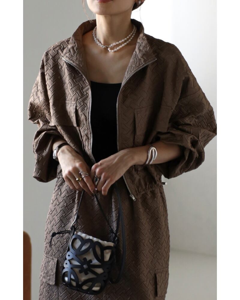 ジャガードジップブルゾン