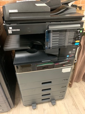 東芝TEC e-STUDIO 2000AC A3カラー複合機 純正廃トナーボックス付 カウンタ5524枚 カラー コピー機【大型商品発送】【送料別途見積り】【中古】