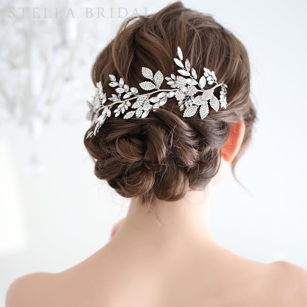 CLASSY.掲載*【レンタル】スワロフスキー&オーストリアンクリスタル ウェディングヘッドジュエリー Bella - ベラ ヘアヴァイン | ウェディングヘアアクセサリー | STELLA BRIDAL - オシャレ花嫁さま御用達ブライダルアクセサリーショップ <ステラブライダル> CLASSY.掲載*【レンタル】スワロフスキー&オーストリアンクリスタル ウェディングヘッドジュエリー Bella - ベラ ヘアヴァイン | ウェディングヘアアクセサリー | STELLA BRIDAL - オシャレ花嫁さま御用達ブライダルアクセサリーショップ <ステラブライダル>