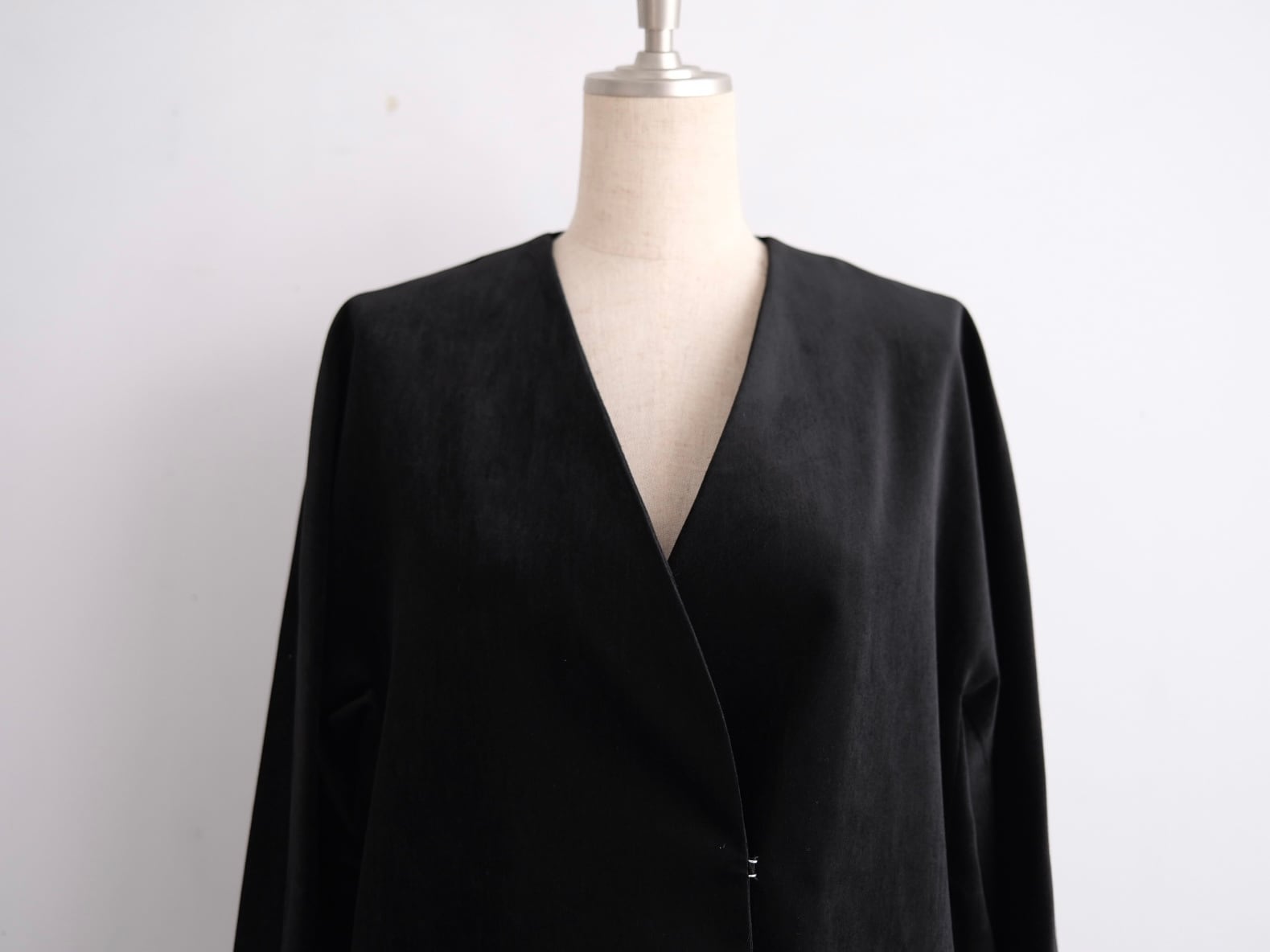 TENNE HANDCRAFTED MODERN 