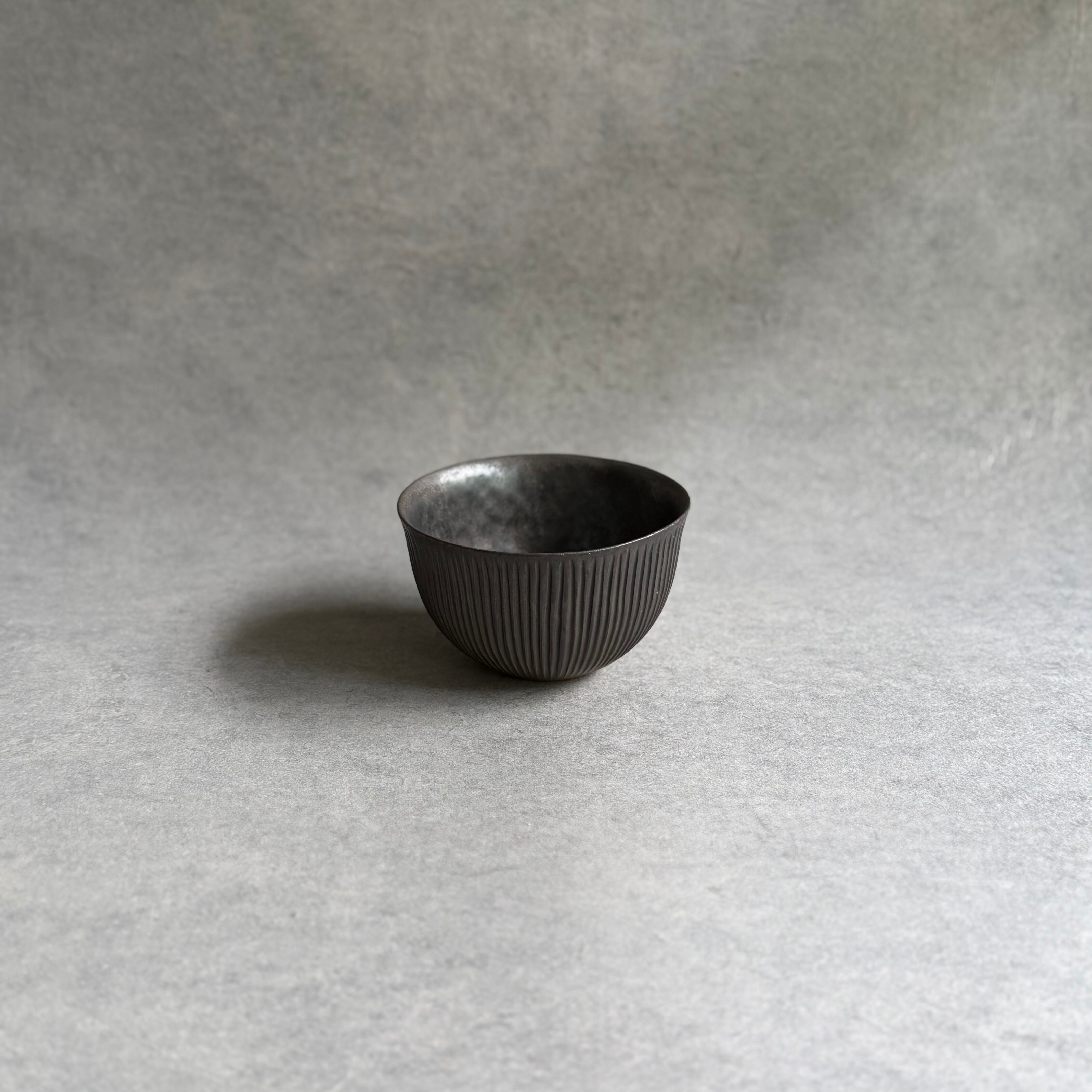 鈴木進 金彩釉 しのぎBOWL