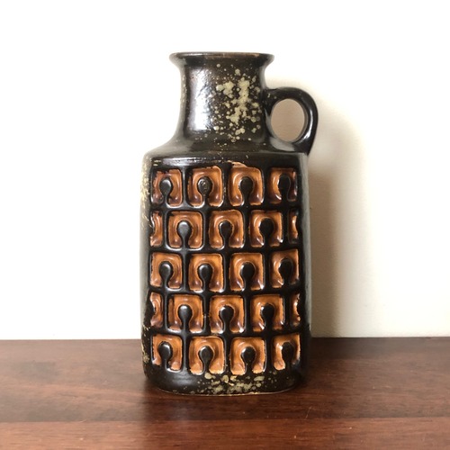 EAST GERMANY DARK BROWN HANDLED VASE