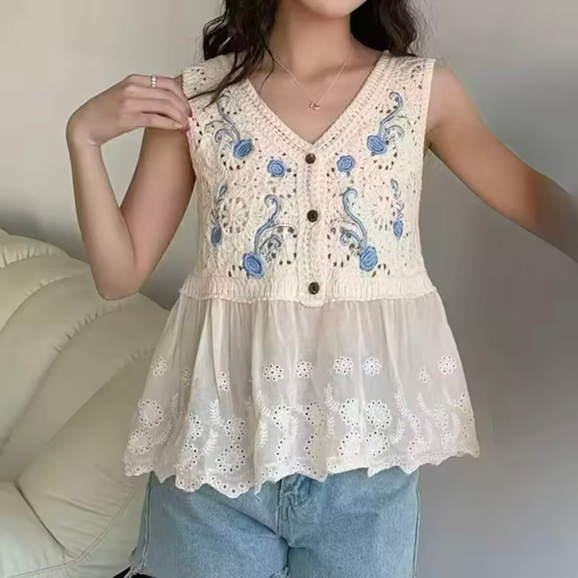 クロシェニットレースタンクトップ