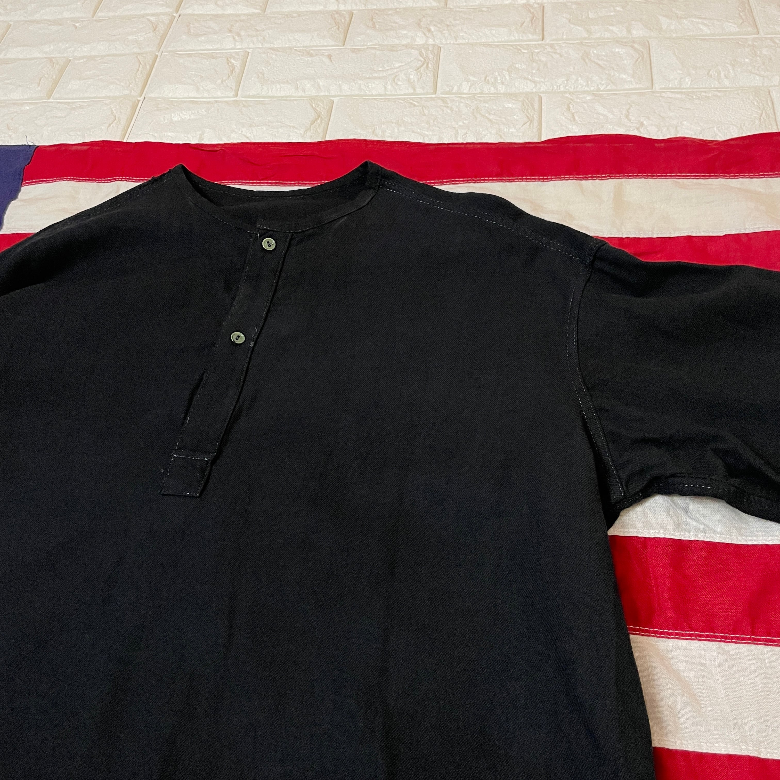 80's 【ロシア軍】旧ソ連軍のスリーピングシャツ 黒染め プルオーバー
