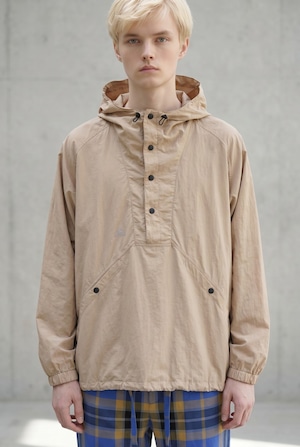 TIGORA by BEAMS DESIGN 撥水ナイロンアノラックパーカー(BEIGE /M)