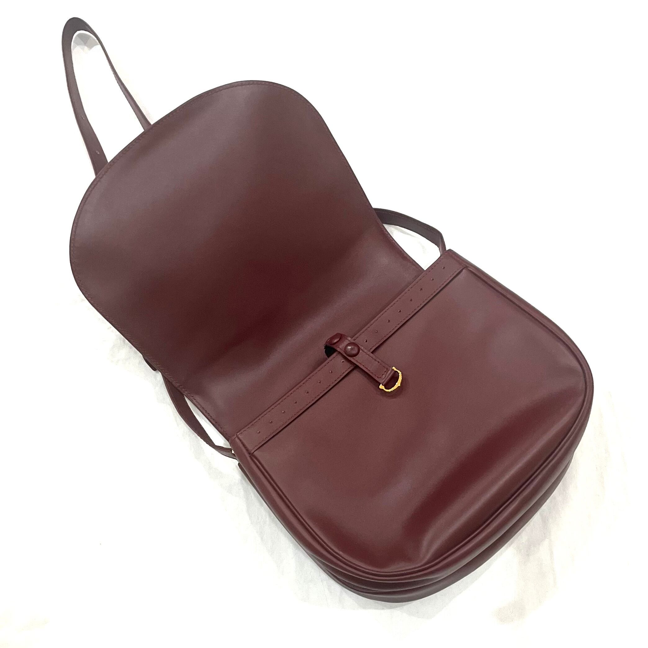 Cartier】2185 カルティエ レザーラウンドフルフラップ フロントC