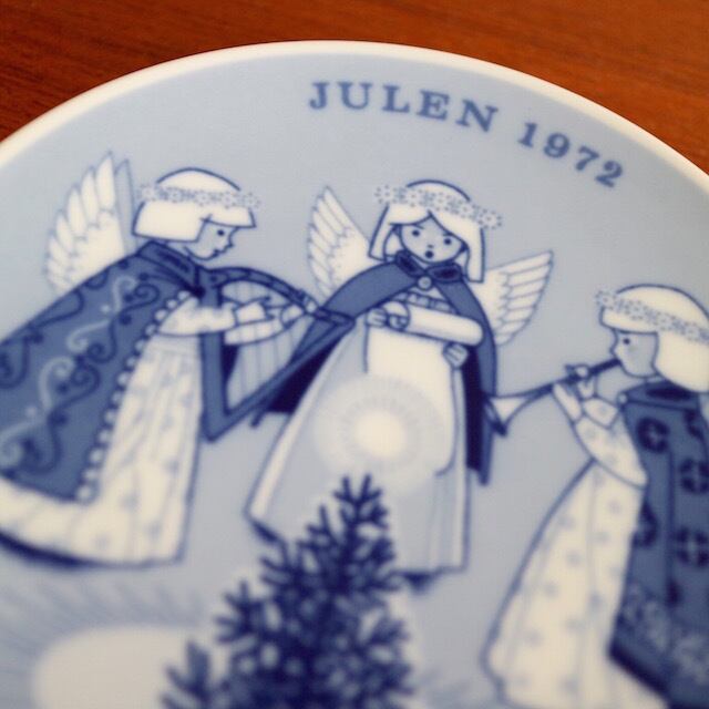 2d248fb7d948db9e8711e3df4b7729