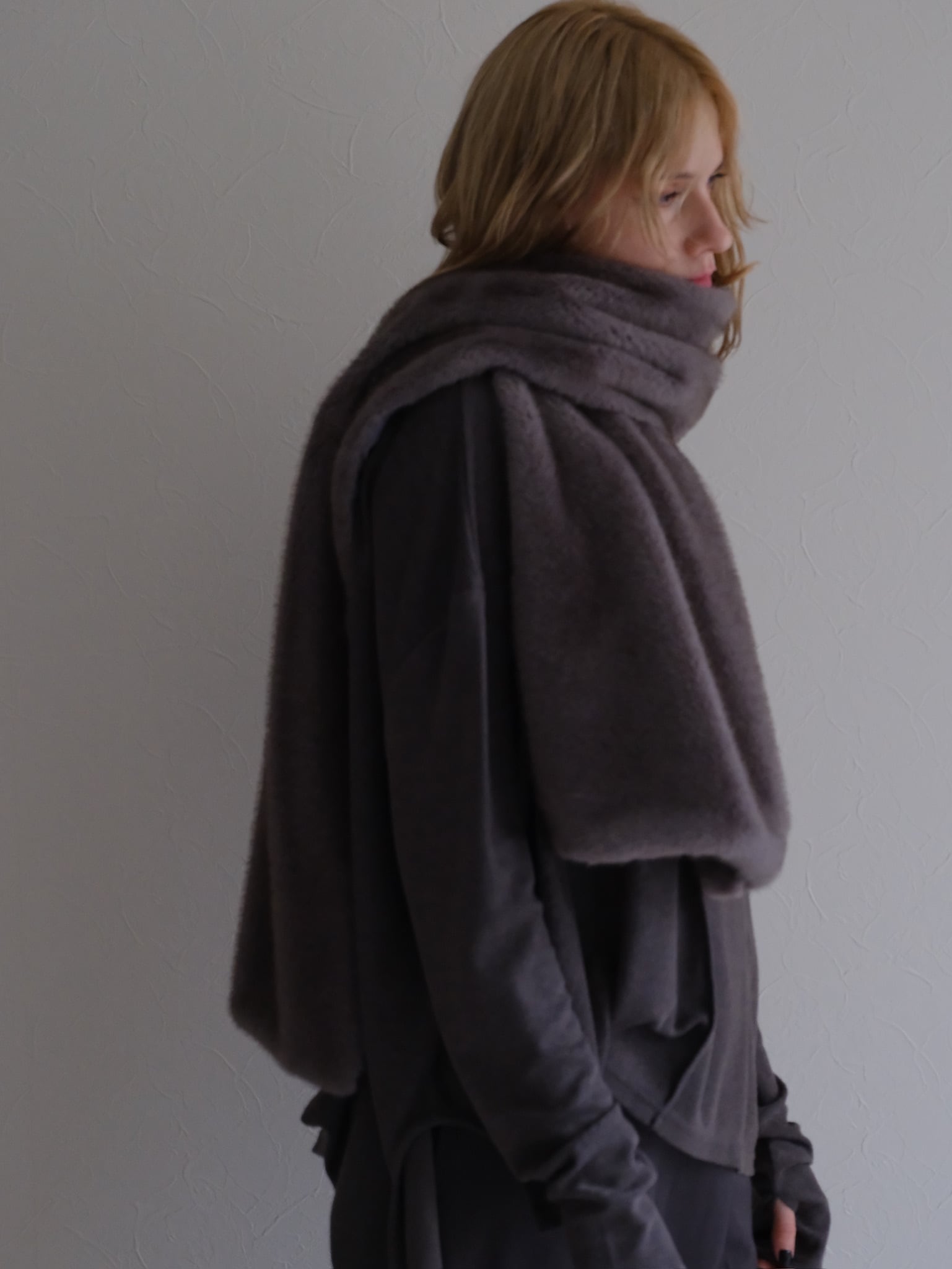 eco fur stole (gray)