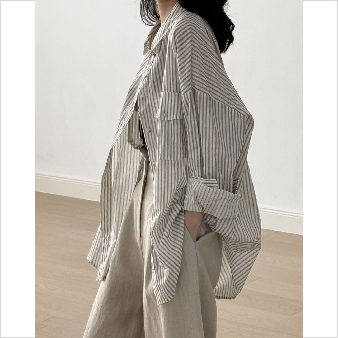 ゆったりシルエット ベージュストライプ長袖シャツ Ln00323