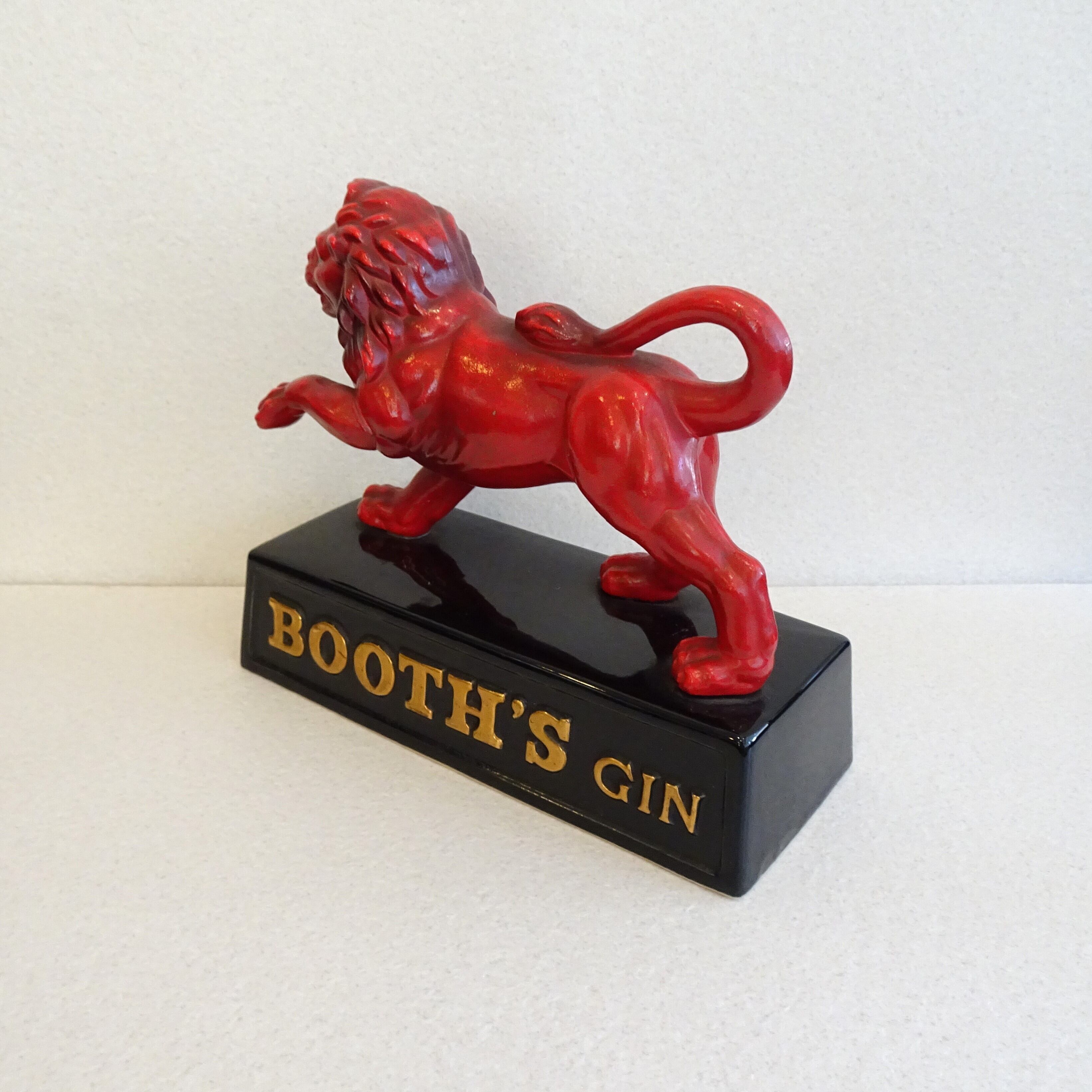 BOOTH'S GIN ライオンのオブジェ | 純喫茶家具の村田商會