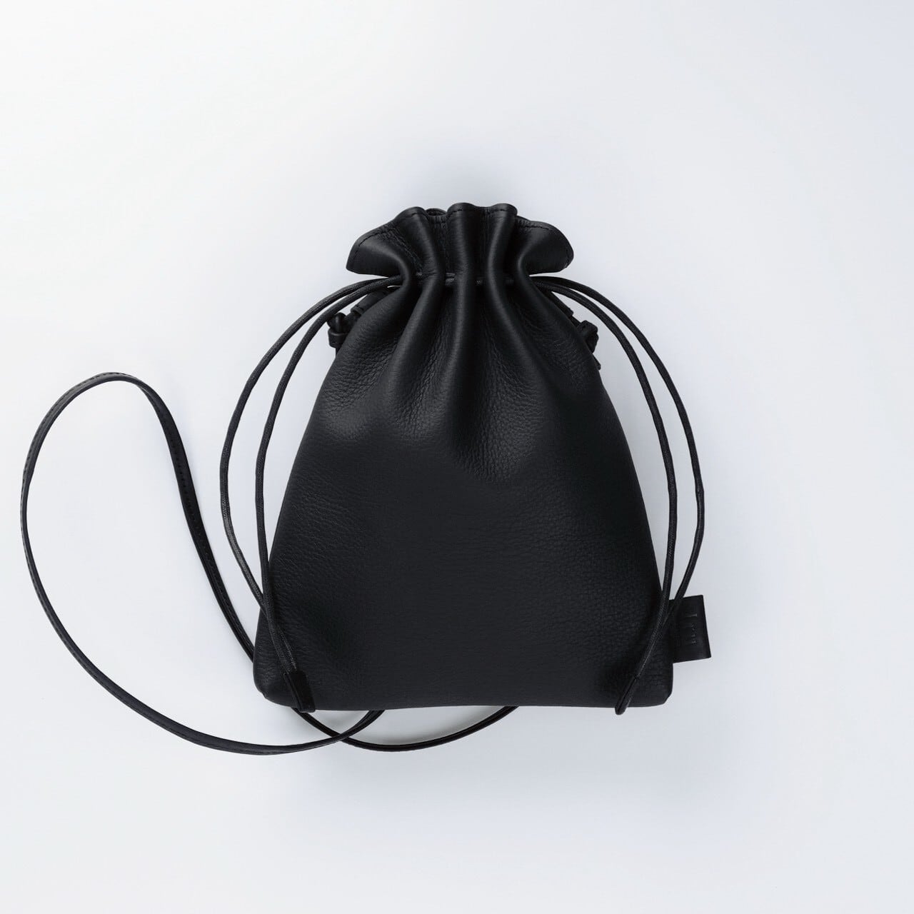 Iru×CRONY.】2WAY LEATHER KINCHAKU BLACK / 受注生産 5月下旬～6月