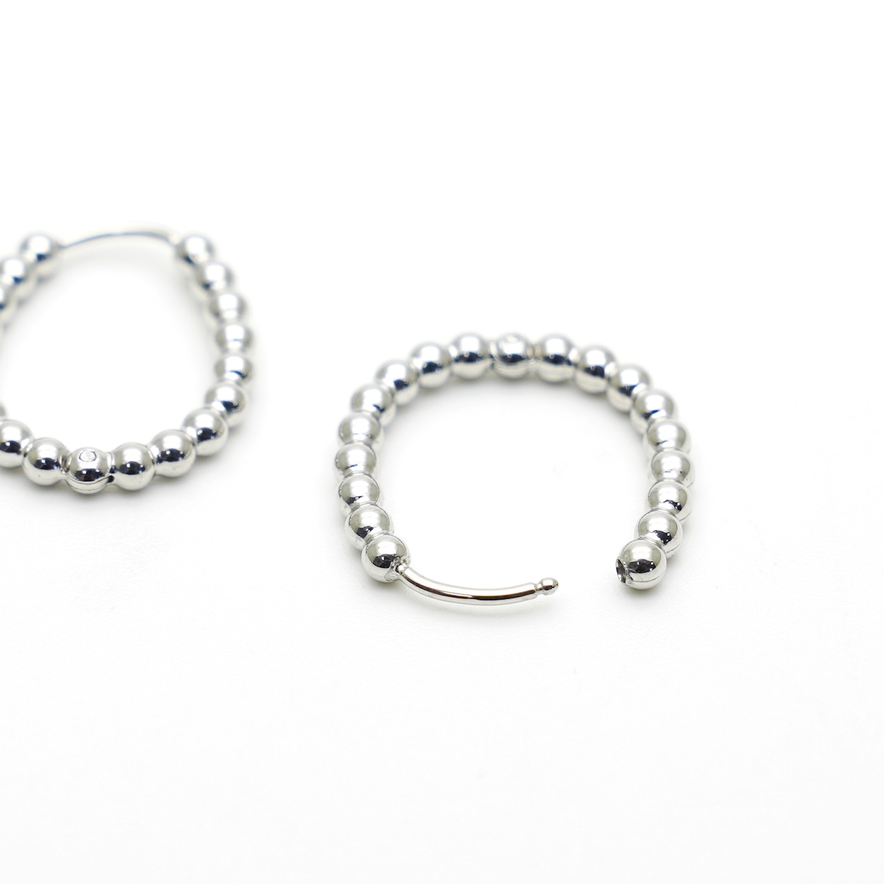 ワンタッチピアス オーバルボール サージカルステンレス SUS304