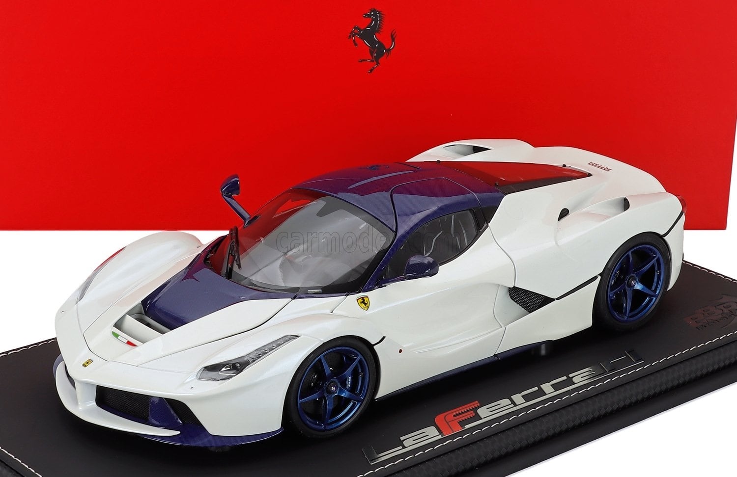 ミニカー 1/18 フェラーリ F80 ブラーゴ BURAGO 1/18 FERRARI F80 2024