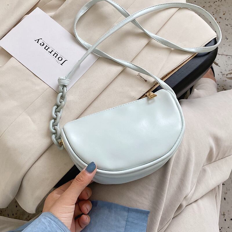 シンプルなスモールバッグ2020新しい流行のファッション女性バッグ夏のワイルドインメッセンジャーバッグネットレッドウエスタンサドルバッグ 手作りハンドバック60822272129