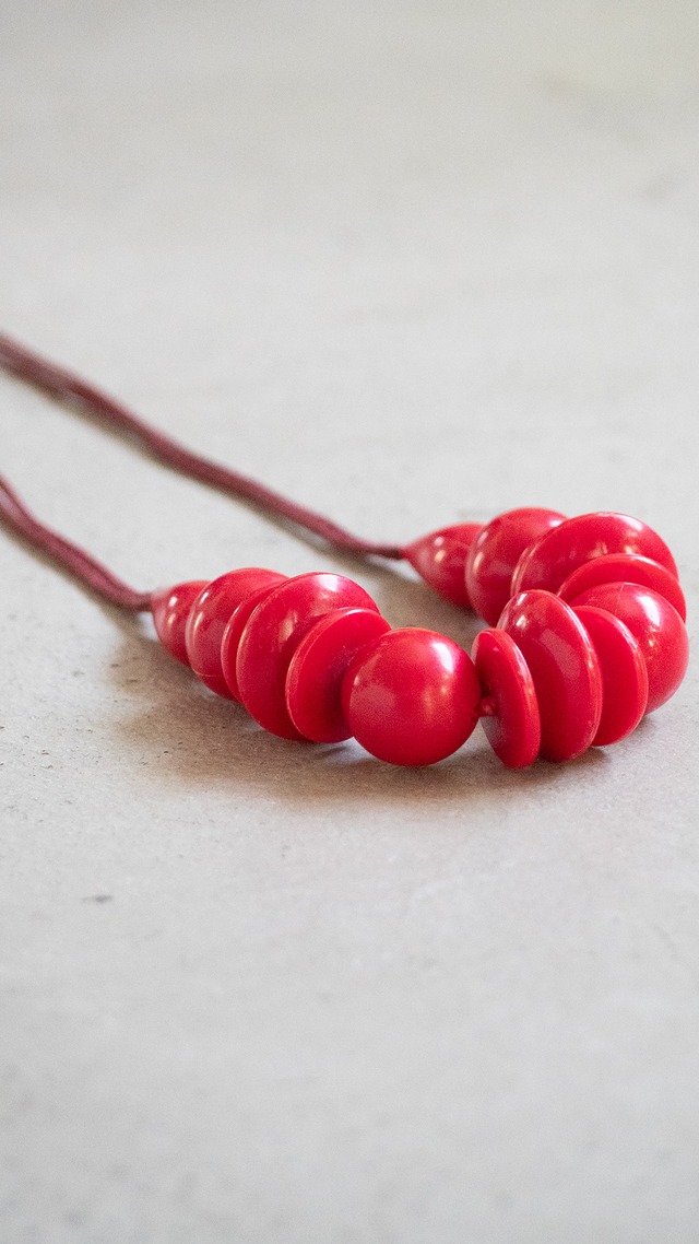 unknown used Red multi shape beads necklace