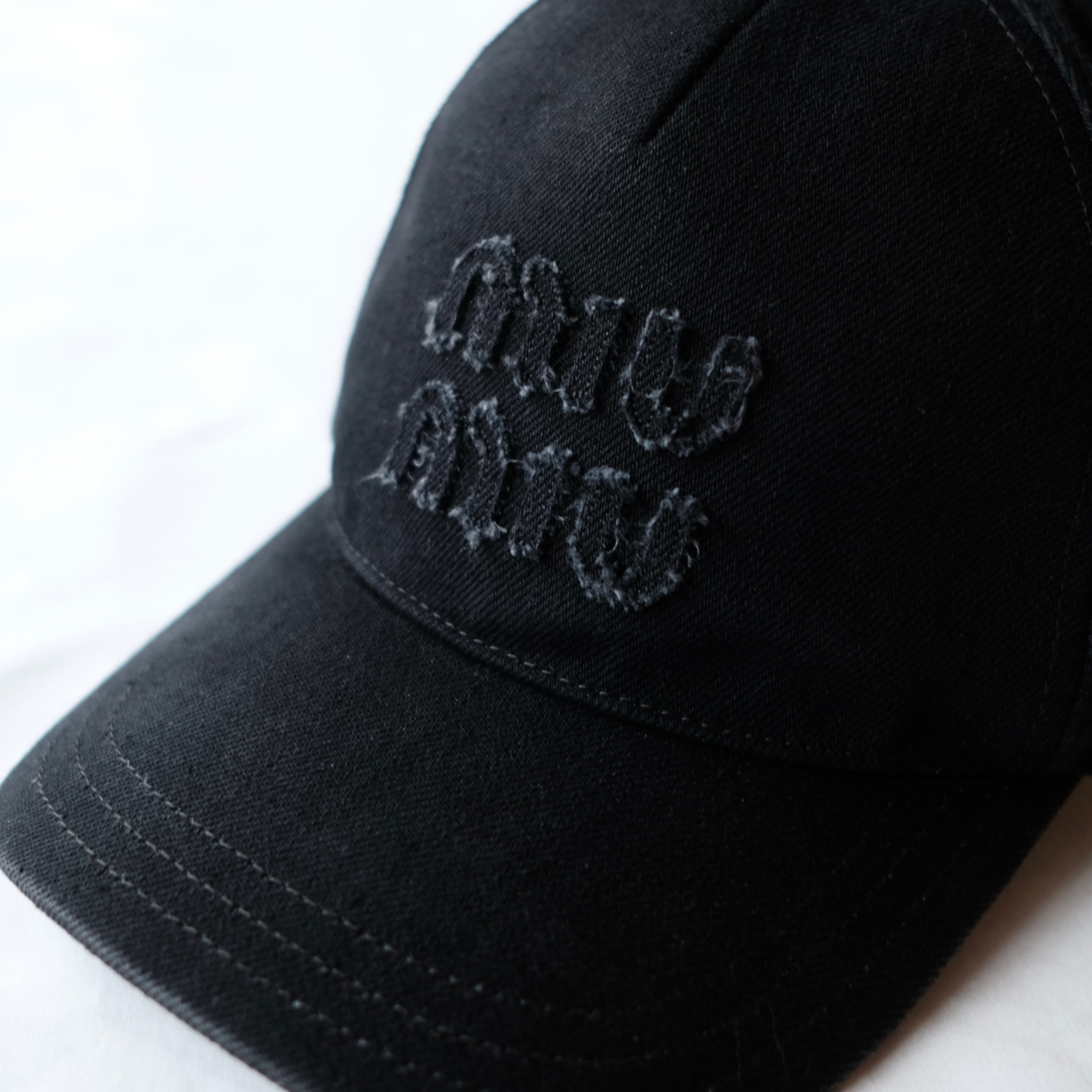 MIU MIU 2024 BLACK DENIM CAP | safarionline