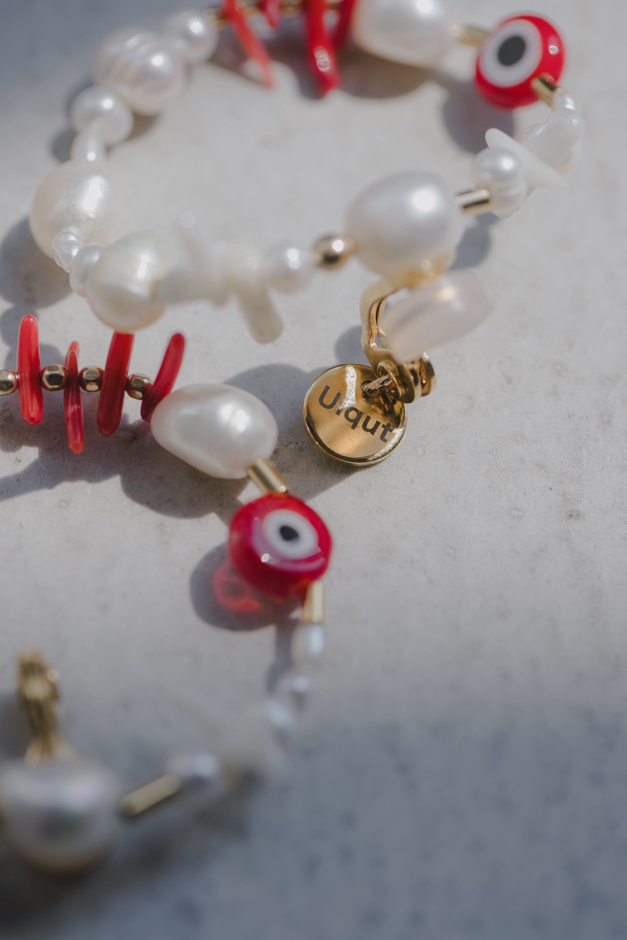 coral hoop earring/pierce | uiqut（ユイクト）
