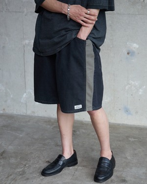 “OXBOW” canvas switching baggy shorts / From FRANCE