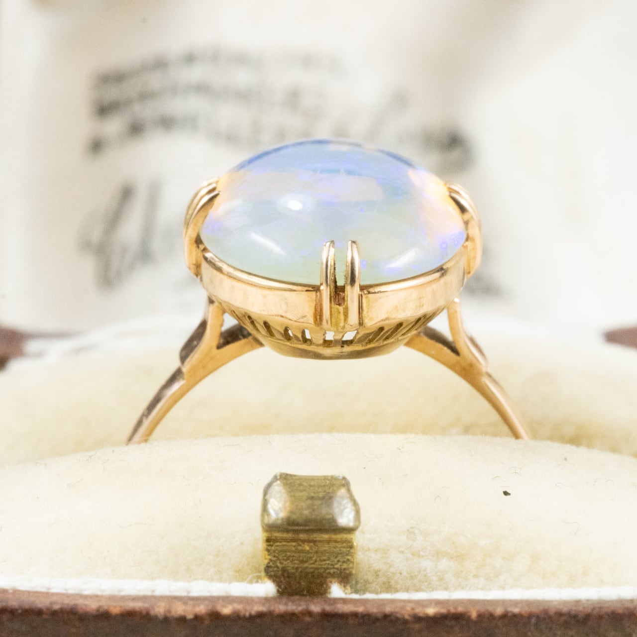 日本の作品】昭和レトロ デザイン ヴィンテージ ジュエリー K18