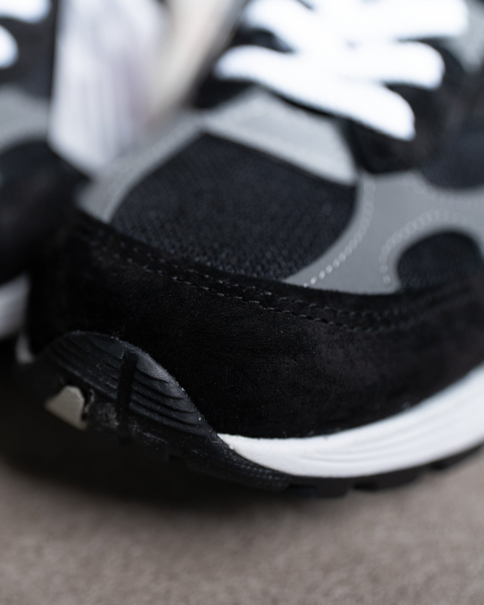 New Balance】U992BK 