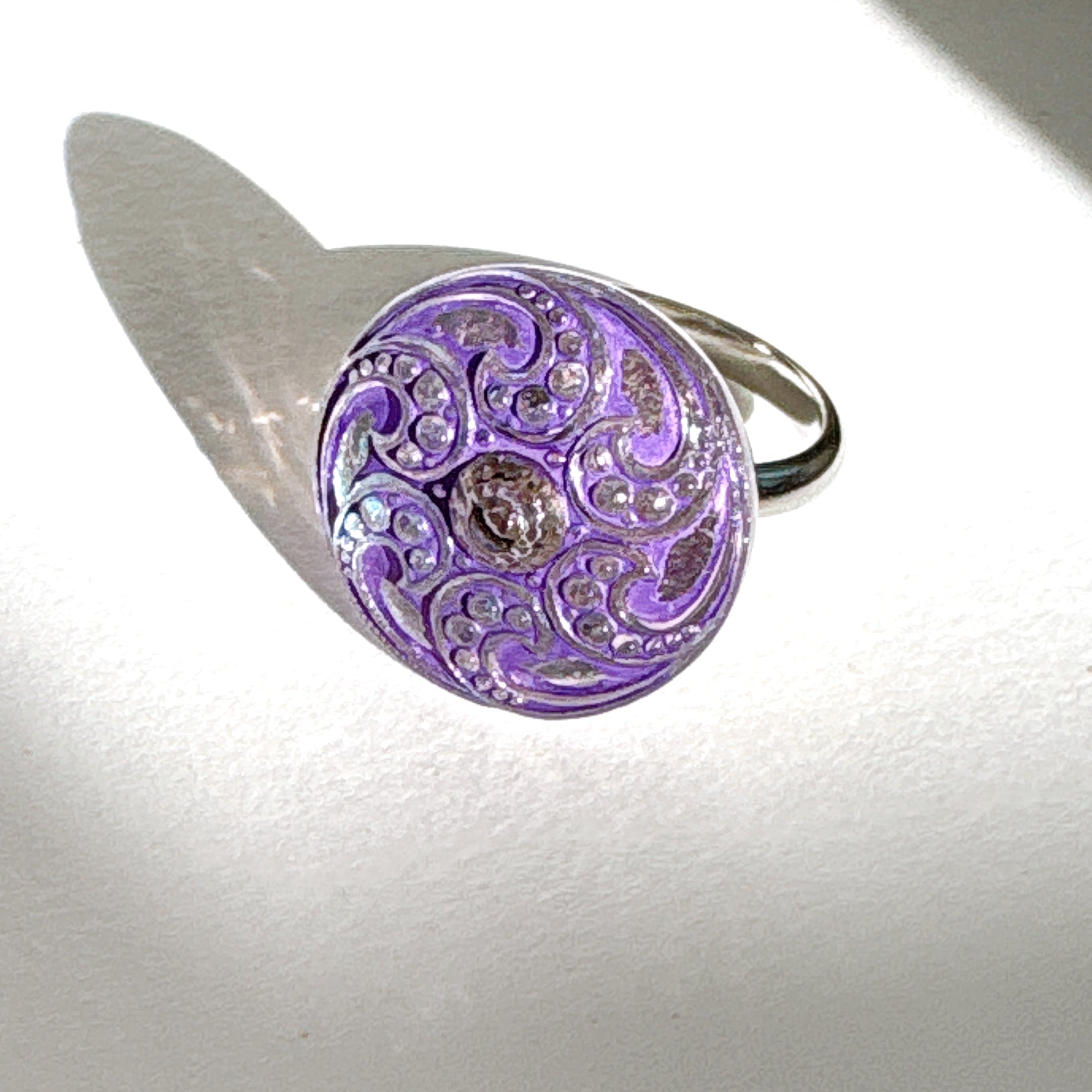 紫彩の光 -Shisai no Hikari- チェコガラスの指輪