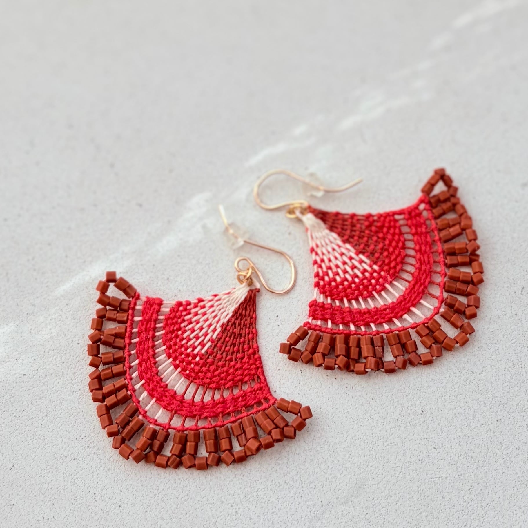 Ñanduti puka model earring | puka ~nanduti ~ ニャンドゥティ