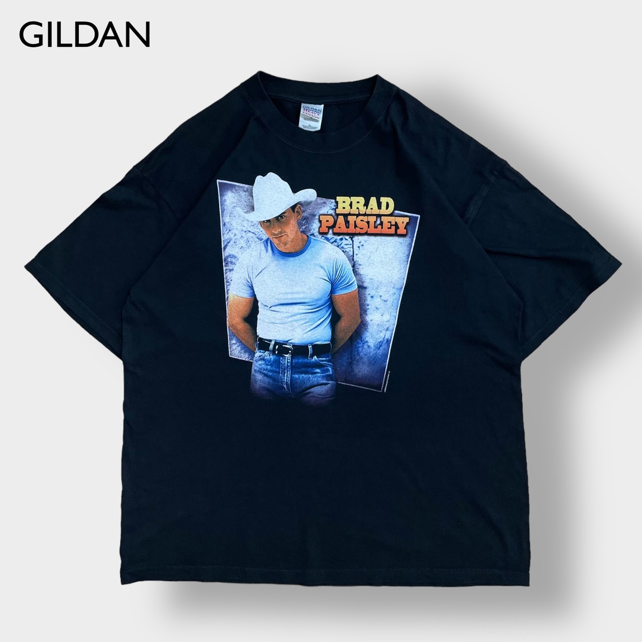 【GILDAN】ブラッドペイズリー ミュージックTシャツ ツアーTシャツ BRAD PAISLEY プリント 両面 バックプリント 音楽系 カントリー シンガーソングライター ヘビーウェイト HEAVYWEIGHT XL 黒t us古着