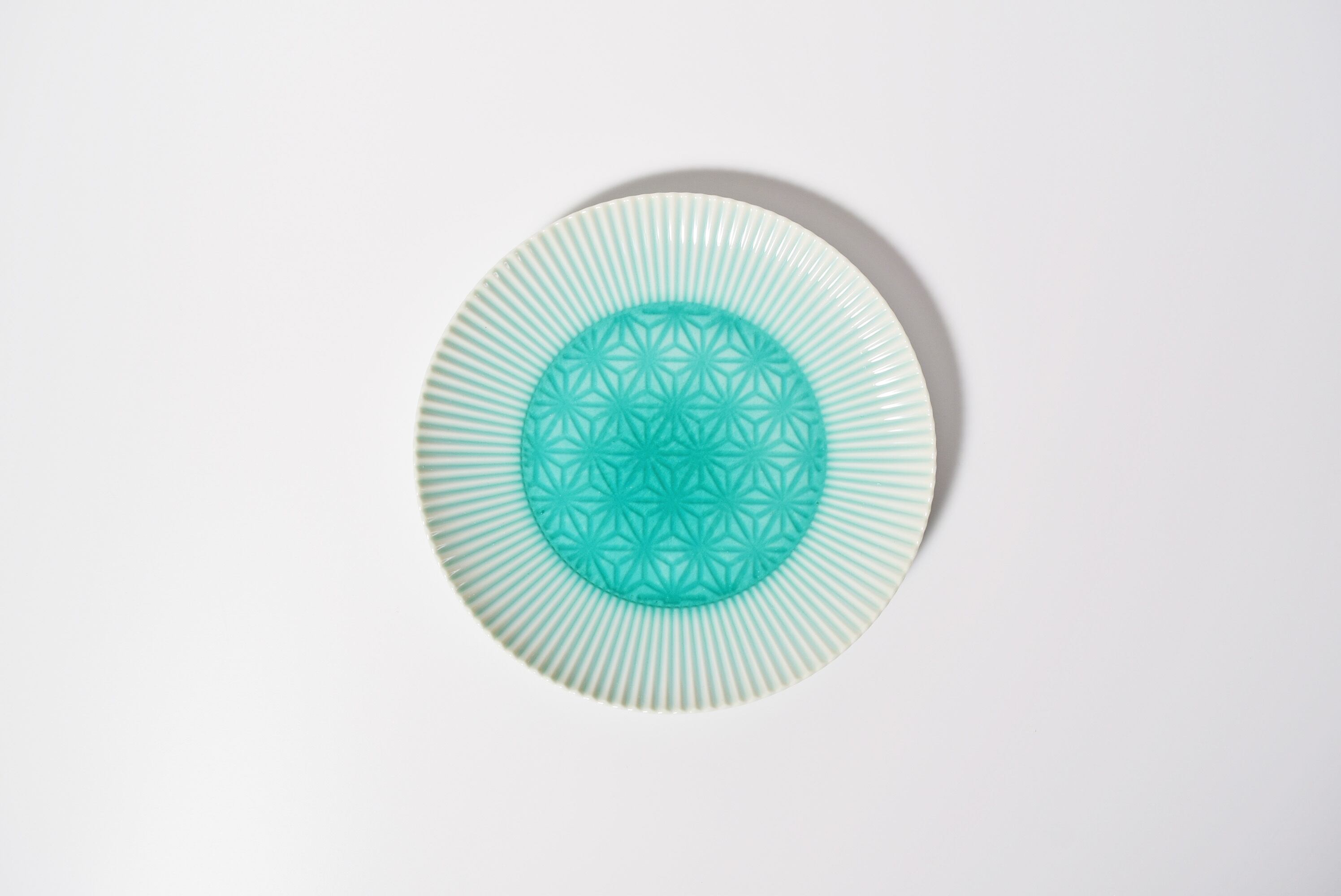 jewelry color 緑 エメラルド | 梶謙製磁社｜有田焼の窯元がつくる