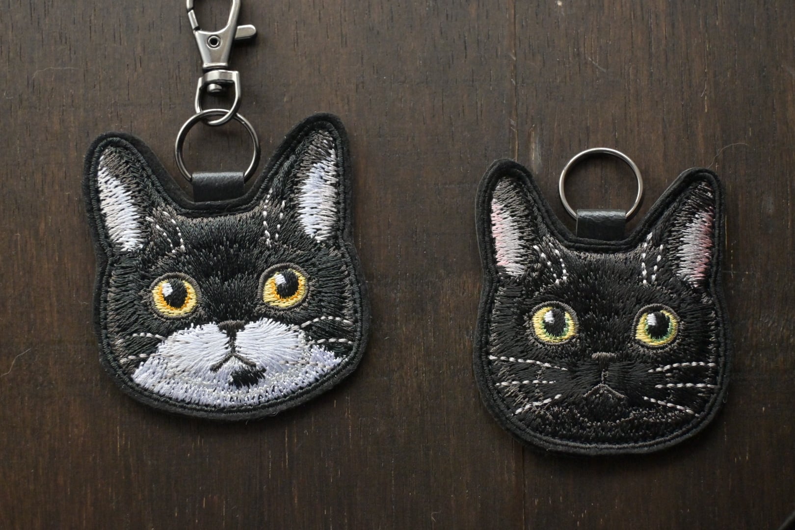 刺繍猫ちゃんのキーホルダー | 猫と暮らす洋裁店
