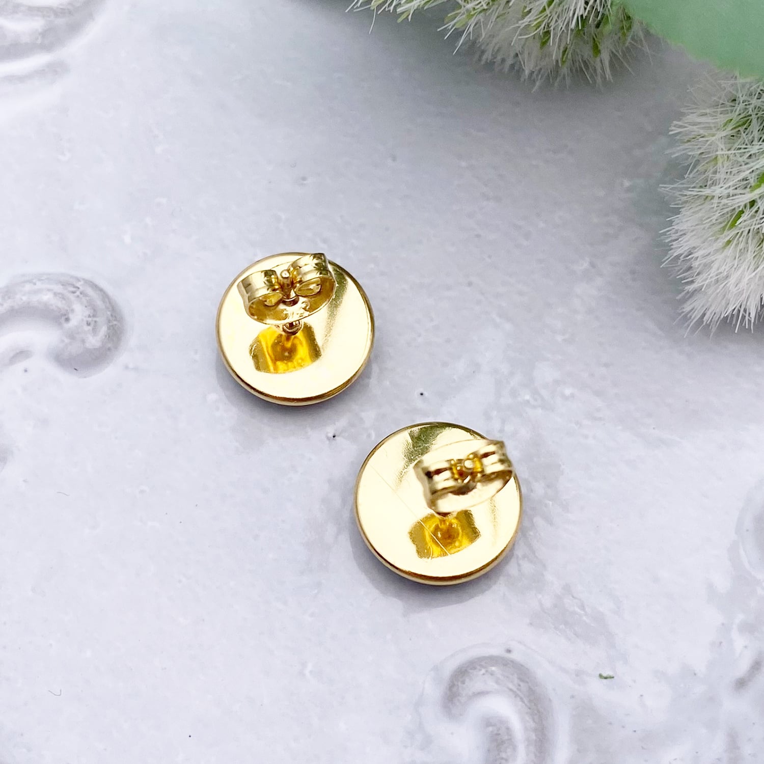 紫金石】ブルーゴールドストーン・カボション10mmスタッドピアス