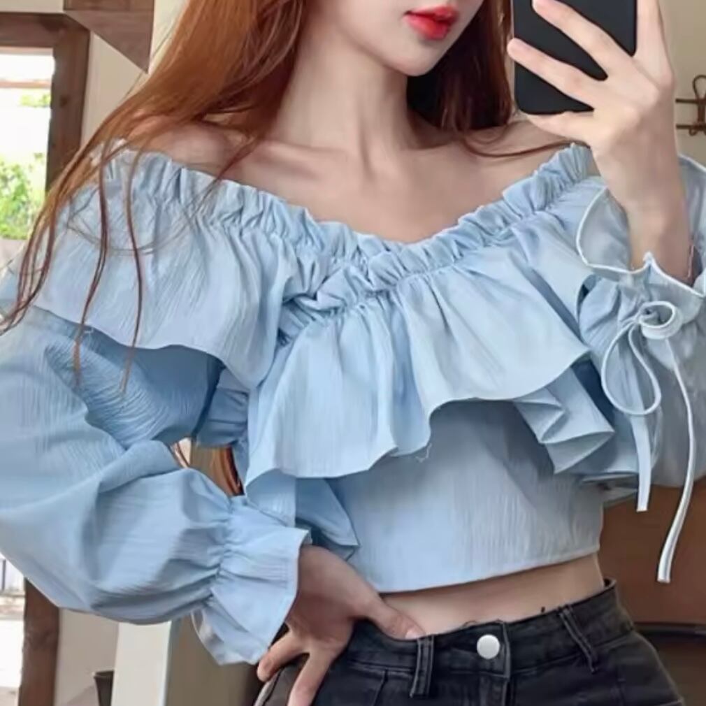 フリルギャザーオフショルクロップドブラウス