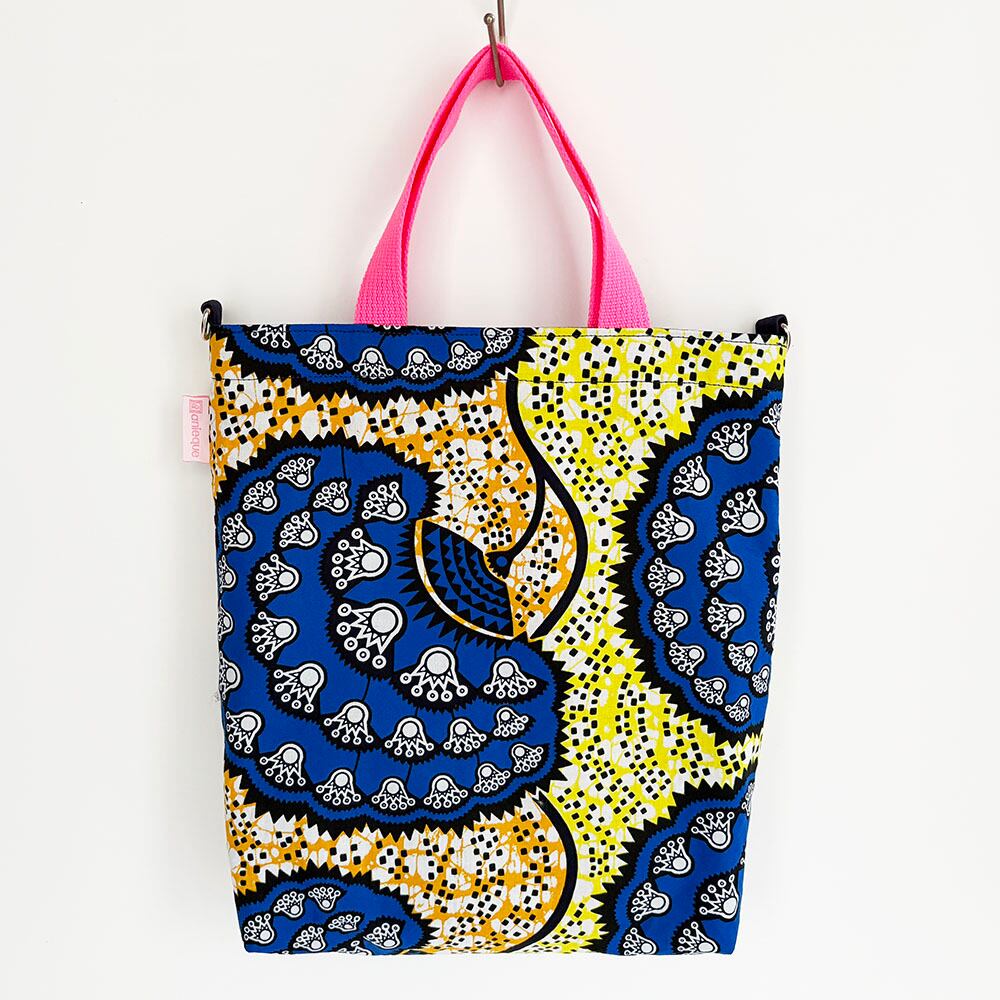 リバーシブルトートバッグ ネオンカラー・ハンドル アフリカンプリント ブルーミング・フラワー・ブルー サブバッグ 旅行