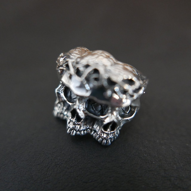 Antidote BUYERS CLUB Calvary Skull Ring