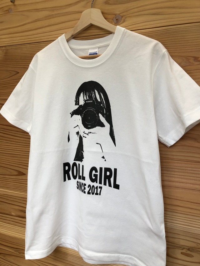 ROLL GIRL（CAMERA）white　T-shirt