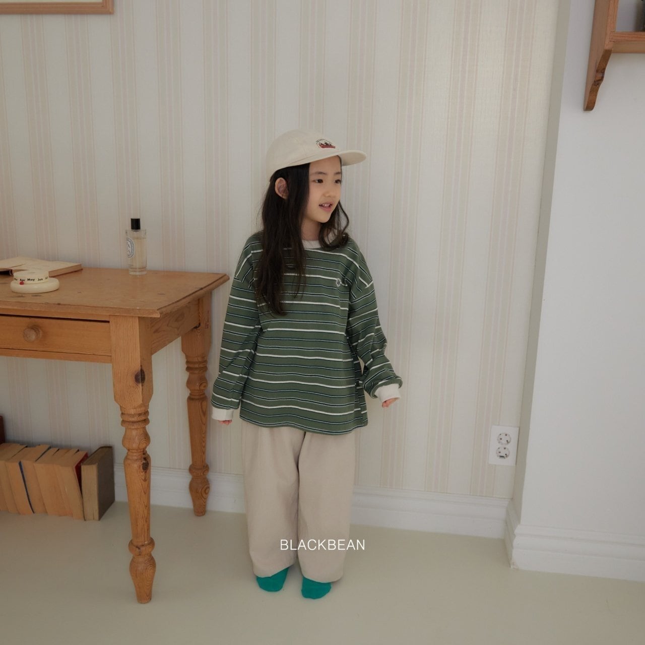 新作即納◆84‐102 DrawT-BLACK BEAN