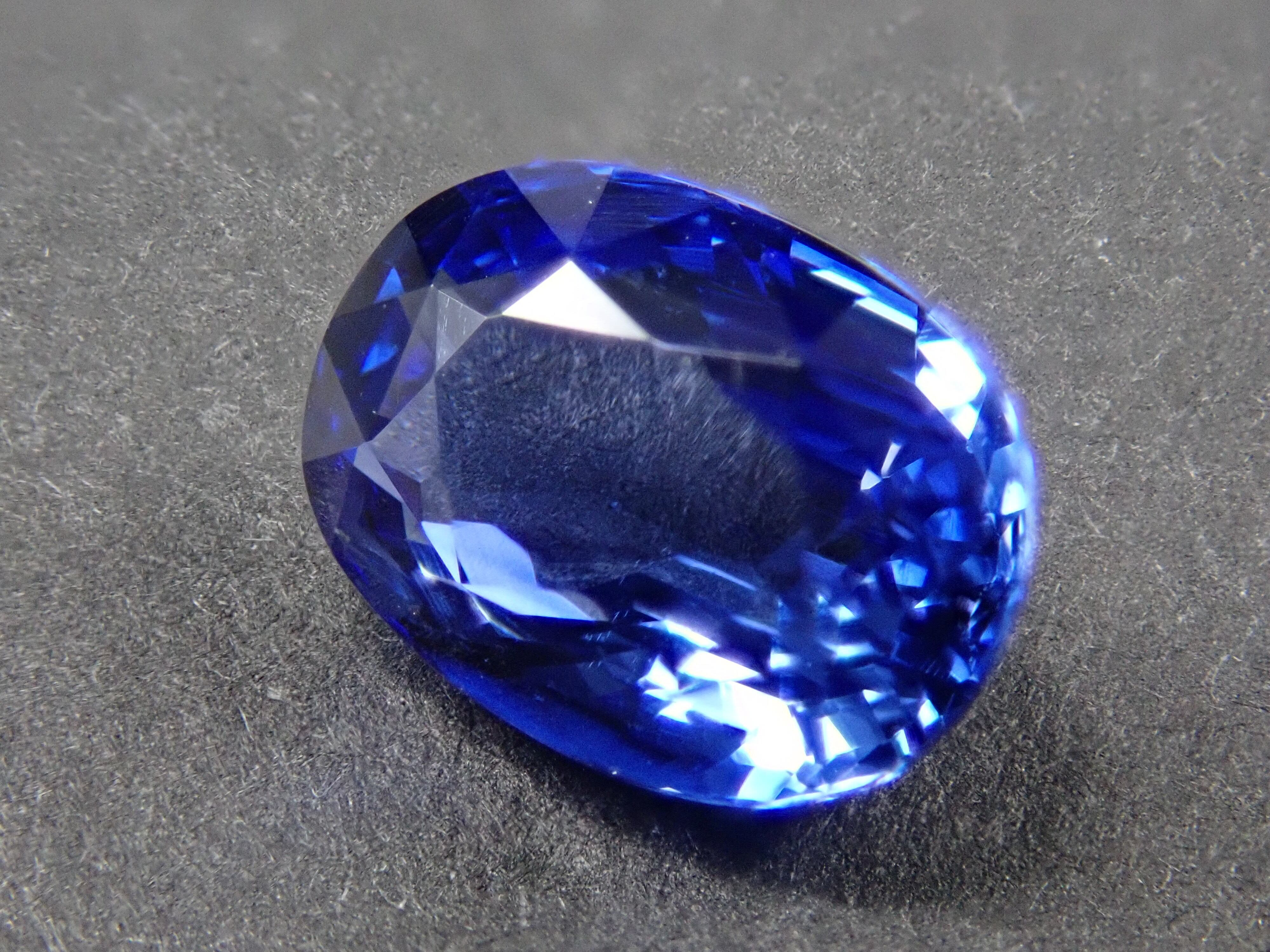 スリランカ産ブルーサファイア 1.464ct