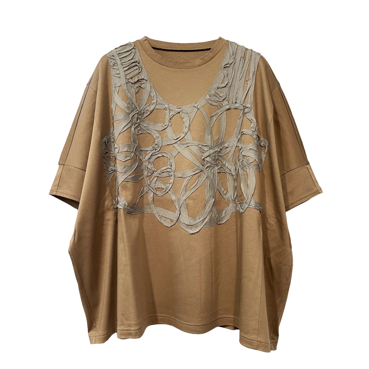 【最新作】テープカット刺繍オーバーサイズTシャツ【262-3251】Tape-cut embroidered oversized T-shirt