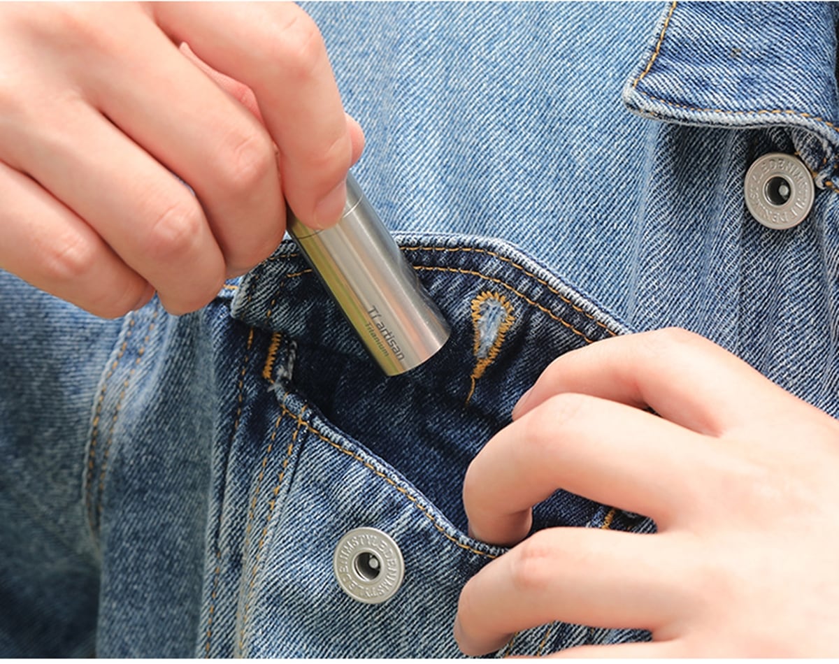 ピルケース 携帯用 小型 薬ケース 純チタン 防水 キーホルダー ピルケース 携帯用 小型 薬ケース 純チタン 防水 キーホルダー