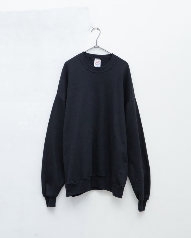 1990s JERZEES - solid black sweatshirt