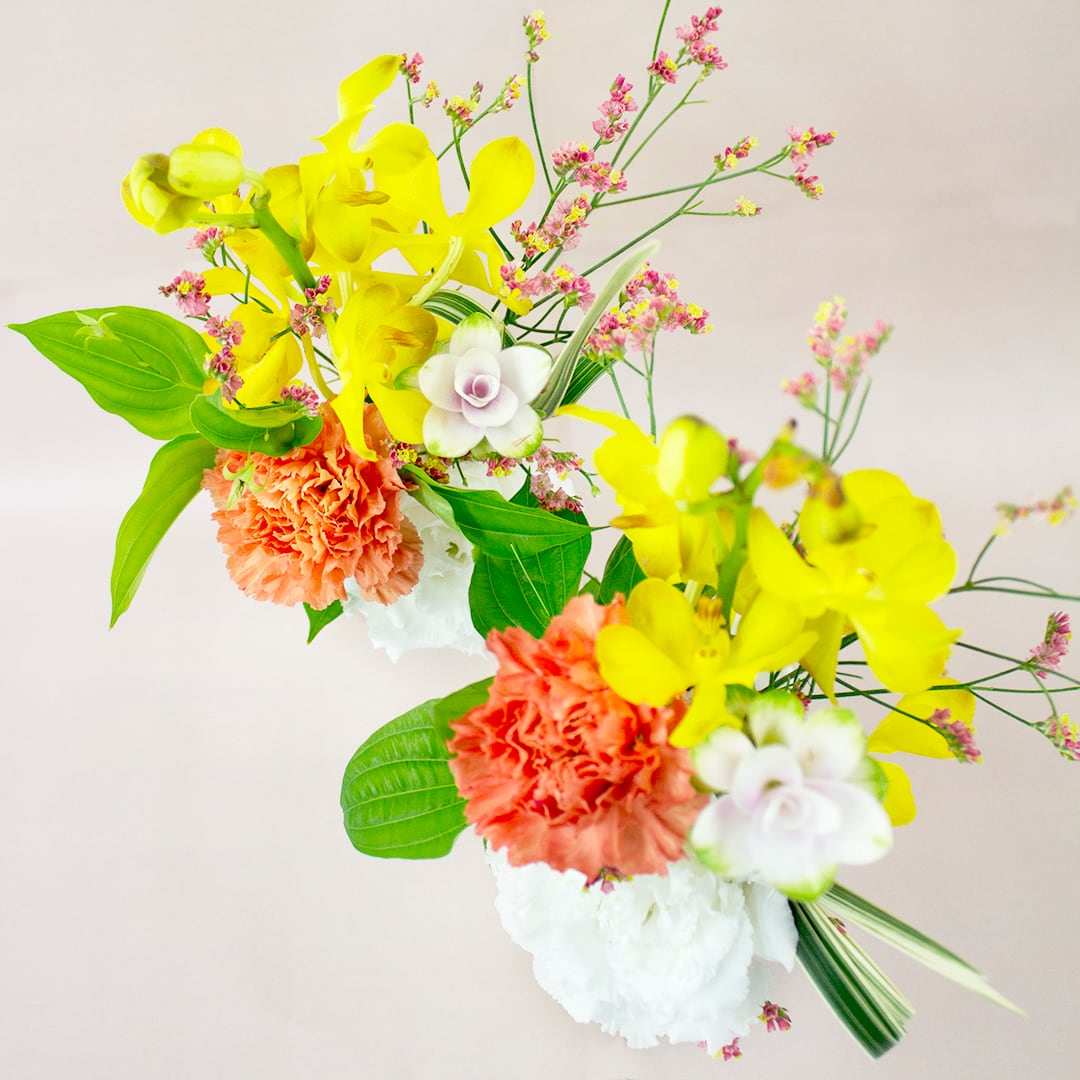 お供え 花一対ブーケ お墓参り お供え お仏壇 仏花 フラワーギフト専門店 Conoka Online Shop お花や観葉植物で記念日を彩る