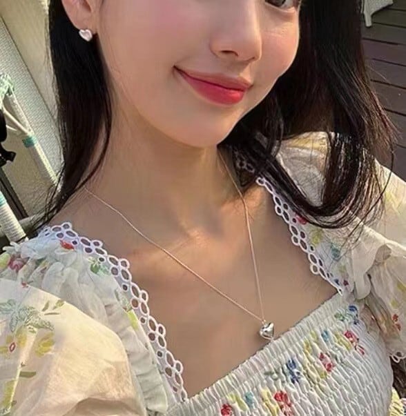 AREUM ネックレス ハートチャーム スジ 着用モチーフ 可愛い