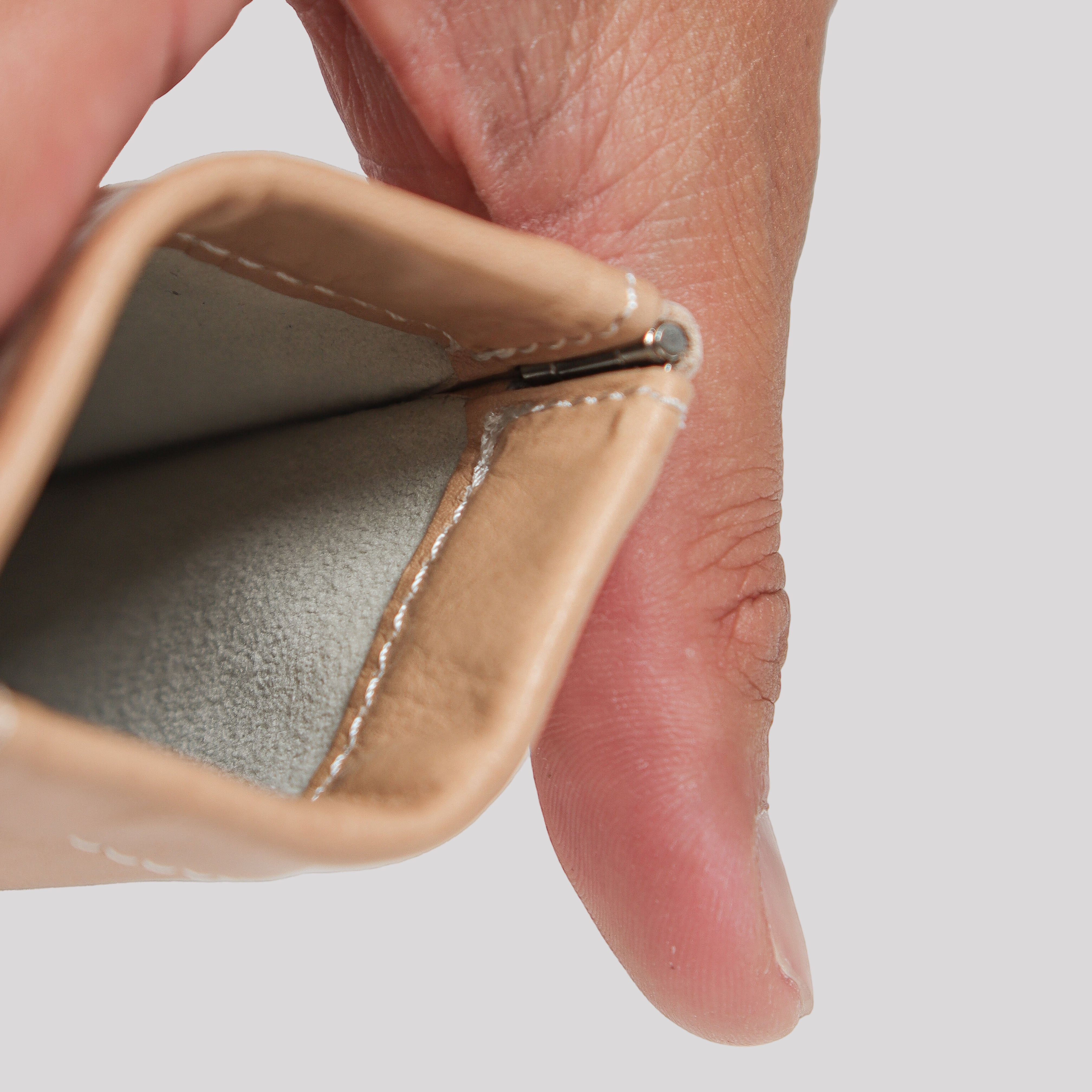 Outside Sewing Glasses Case | DECi Outside Sewing Glasses Case | DECi