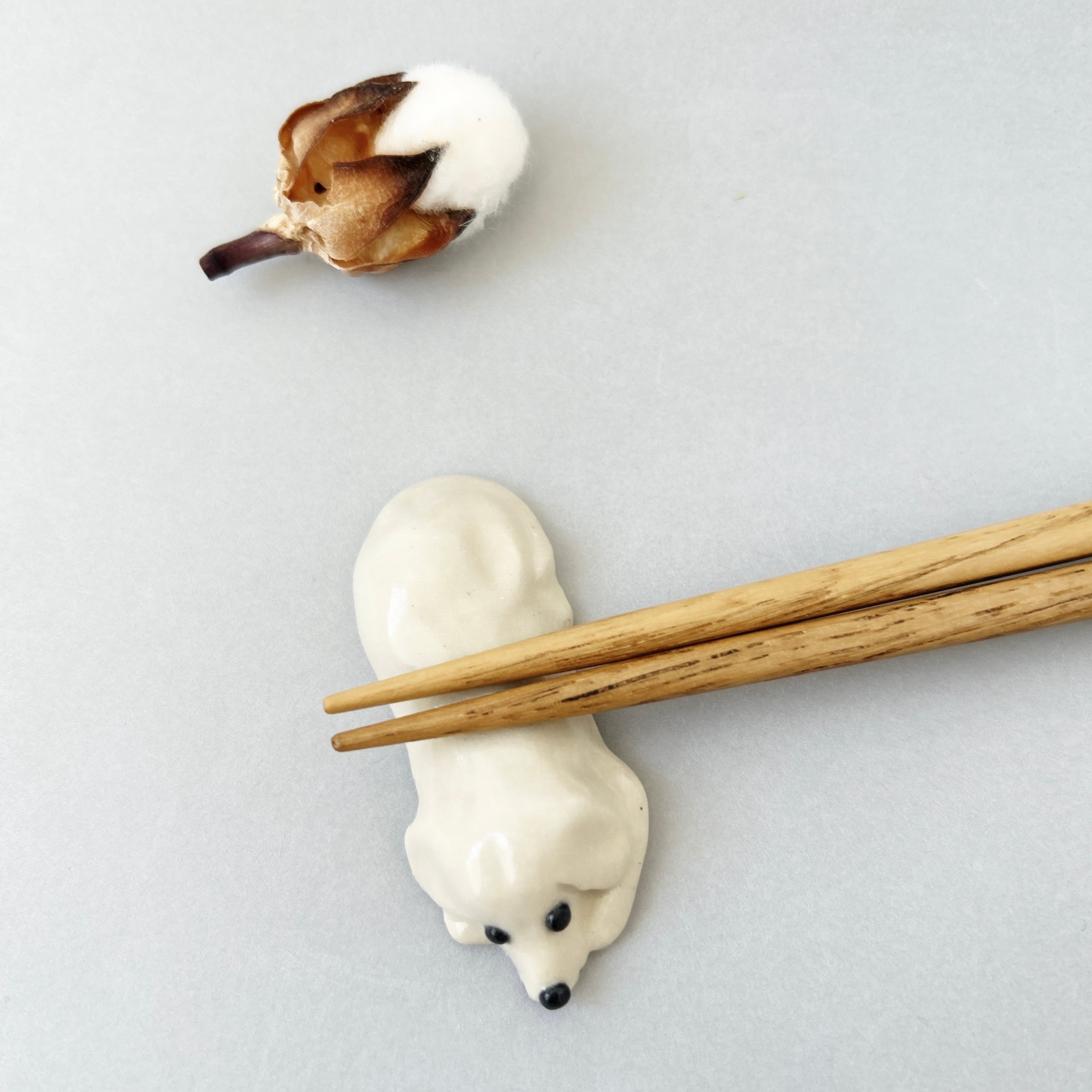 レトリバーの箸置き（クリーム色） | 陶器のことり