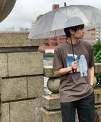 DEPROID×ITARU EVENING TEE (CHA) DP-105