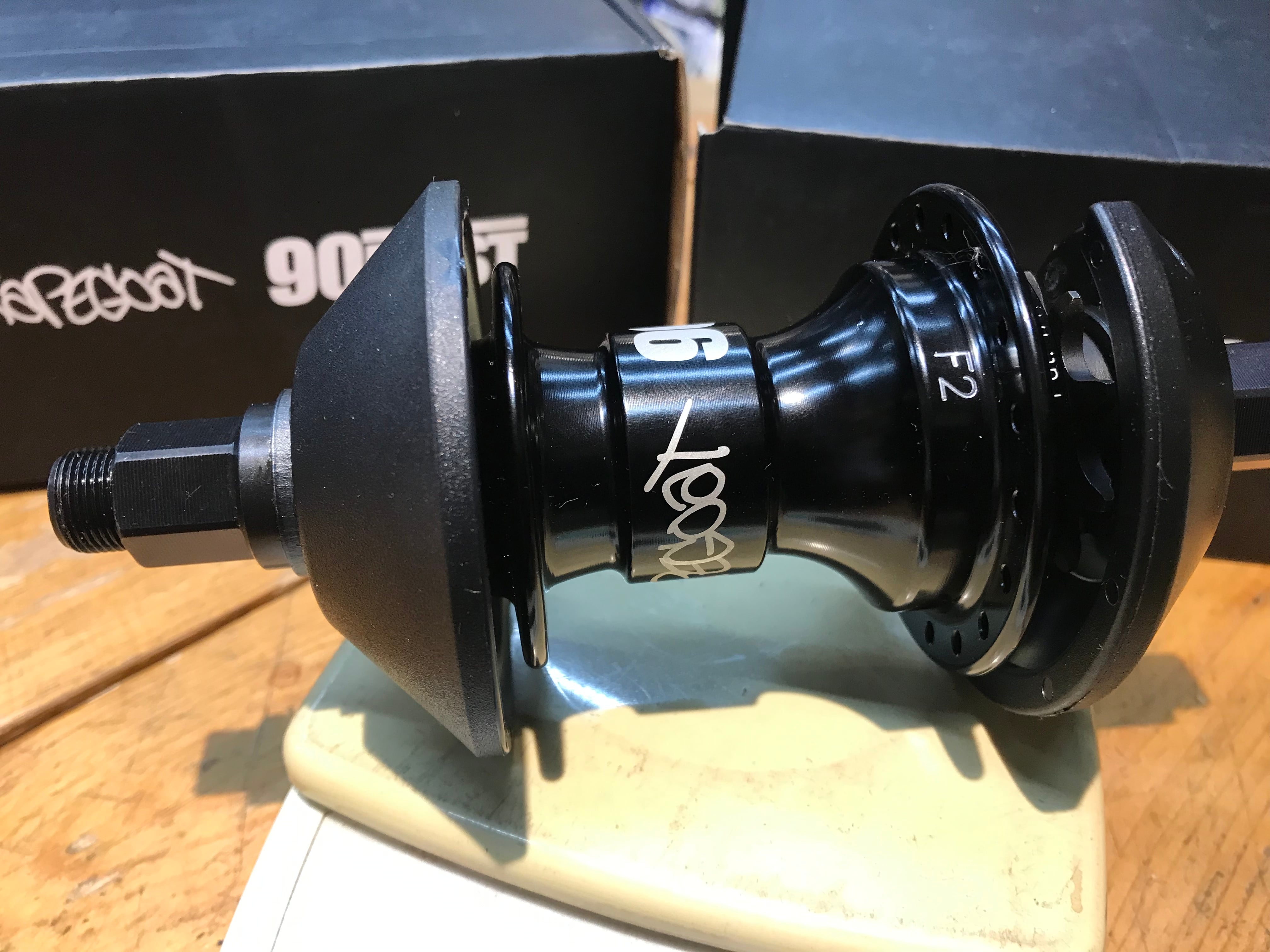 最新型✔️RHD SKAPEGOAT X 90EAST - F2 Freecoaster Hub | bmxshop
