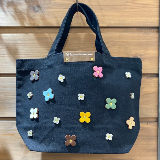 【オンライン特別価格¥3,520→¥2310】お花のお出掛けランチトートバッグS(花色モノトーンカラー)