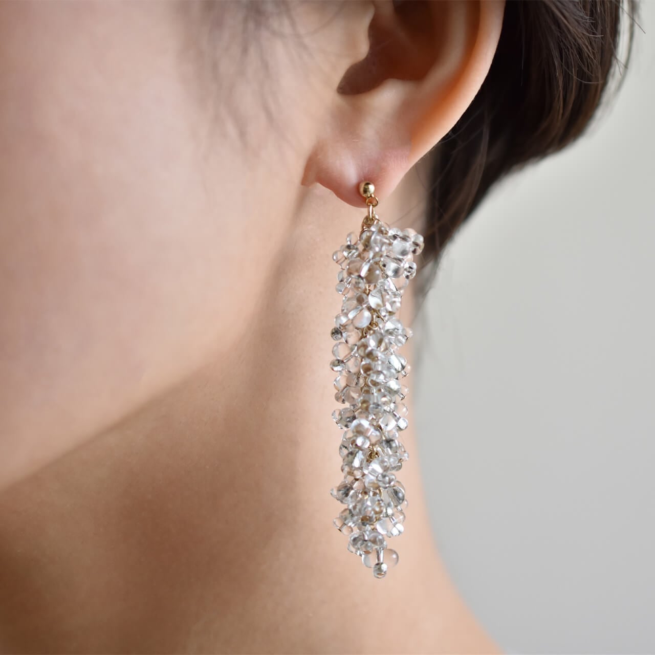 チェコビーズのジャラジャラピアス No.P35 チェコビーズのじゃらじゃら〈ピアス/イヤリング〉 | Dua