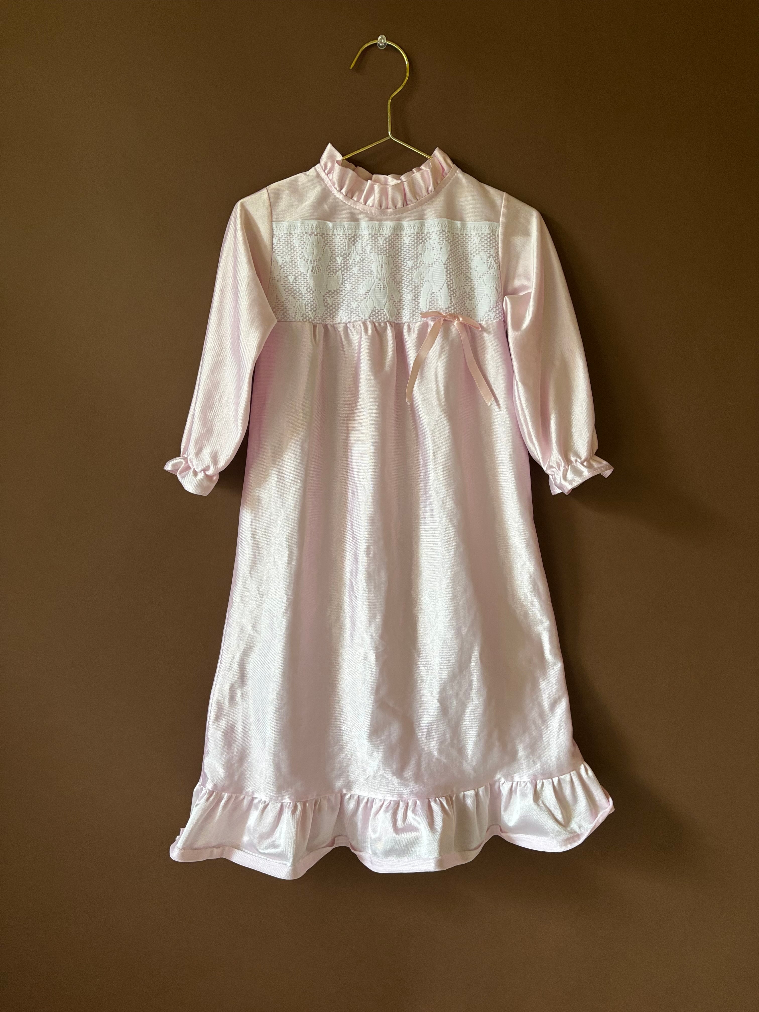 【KIDS vintage】lace bear nightgown dress. about 2-3y