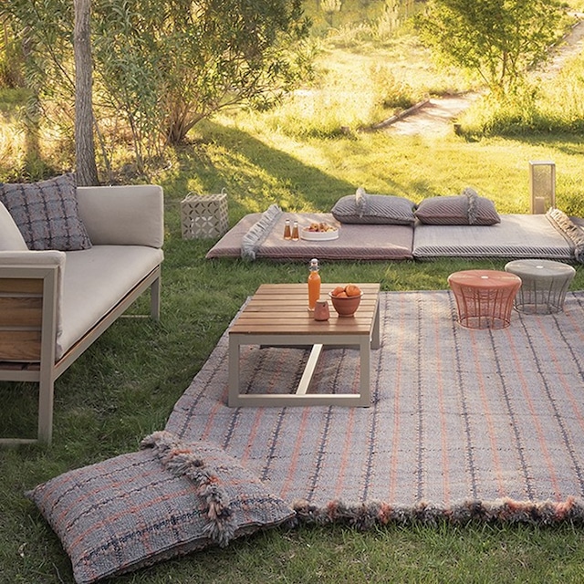 Garden Layers Big Cushion 70cm角［ GAN ］