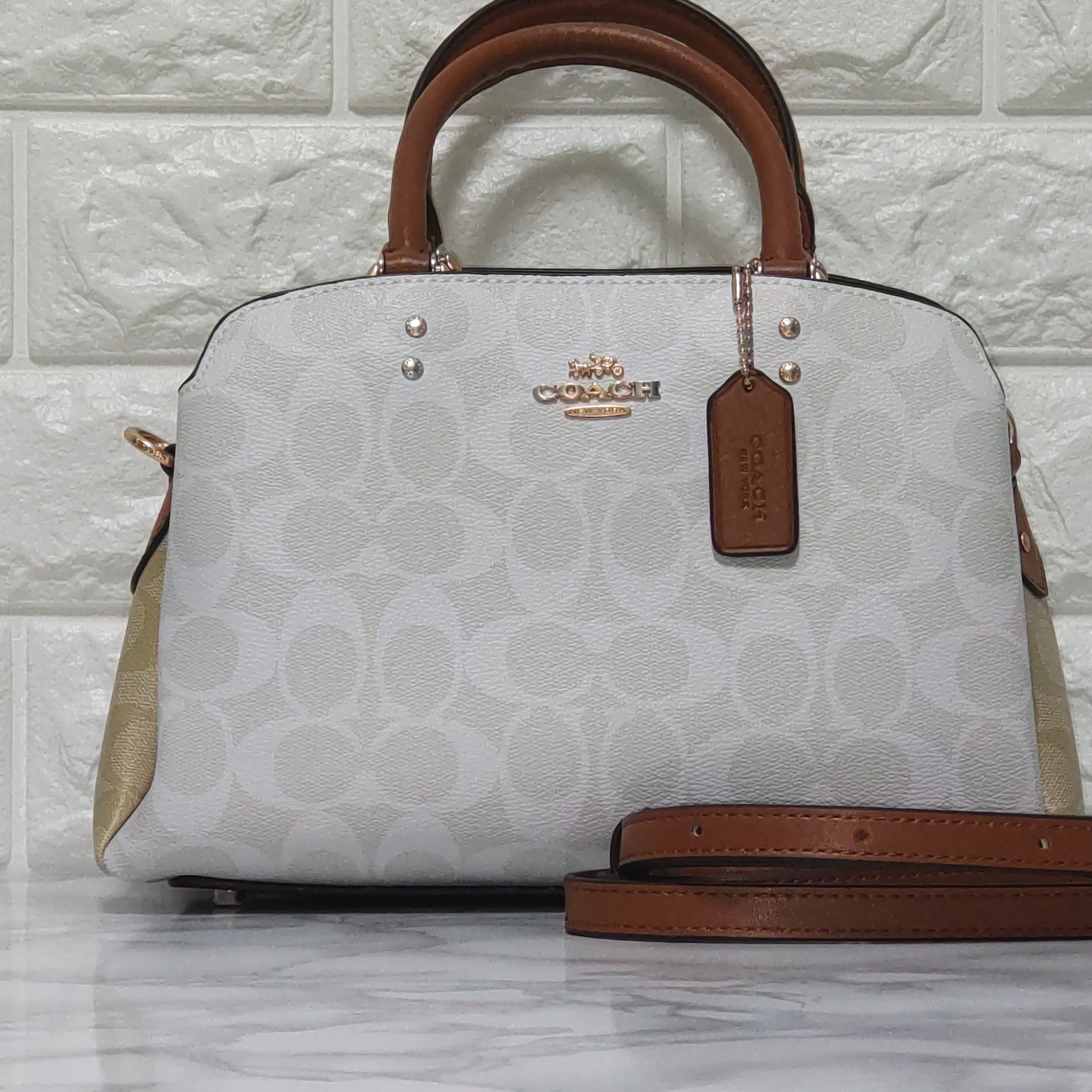 コーチショルダーバッグ美品♥ 美品 コーチ(COACH) ハンド／ショルダー  